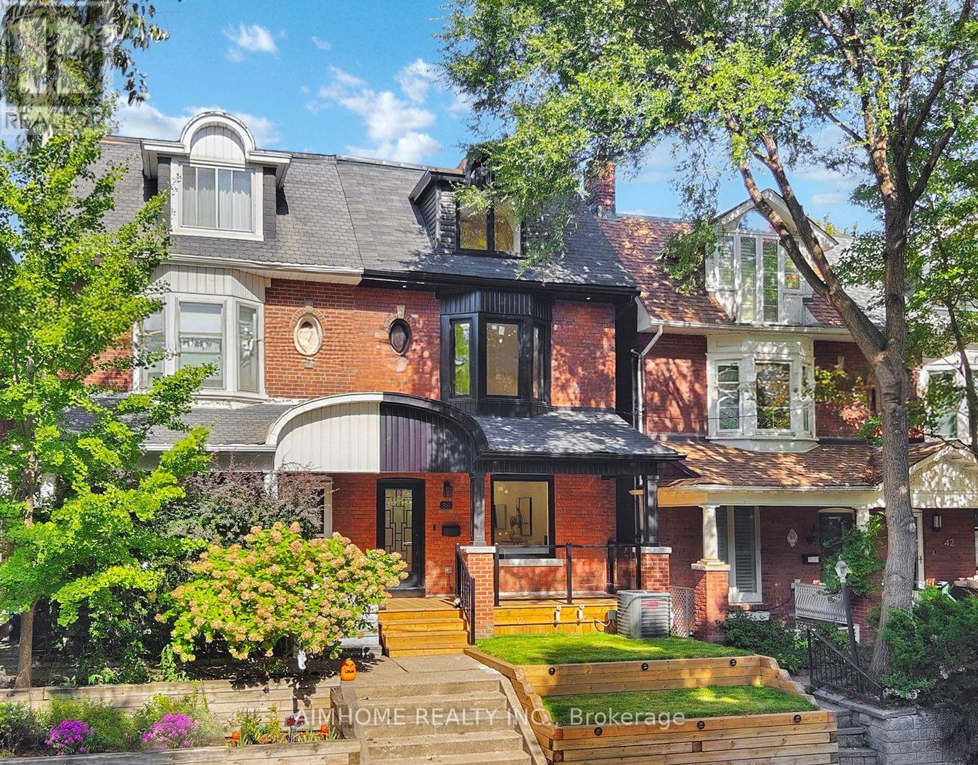 38 Sparkhall Avenue, Toronto, Ontario  M4K 1G5 - Photo 2 - E12485661