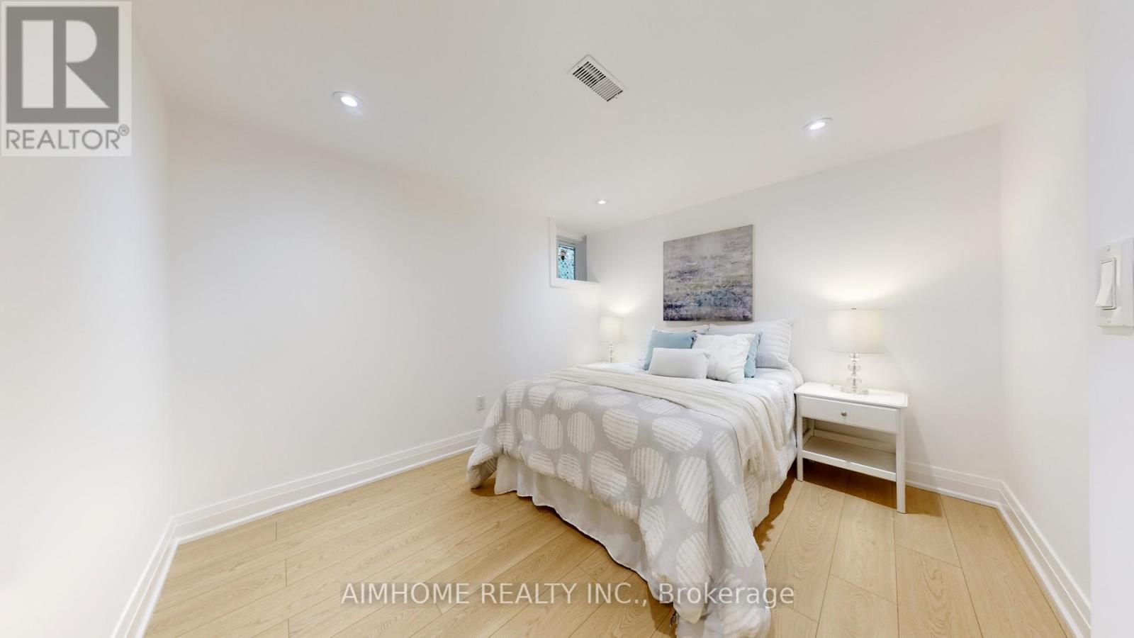 38 Sparkhall Avenue, Toronto, Ontario  M4K 1G5 - Photo 32 - E12485661