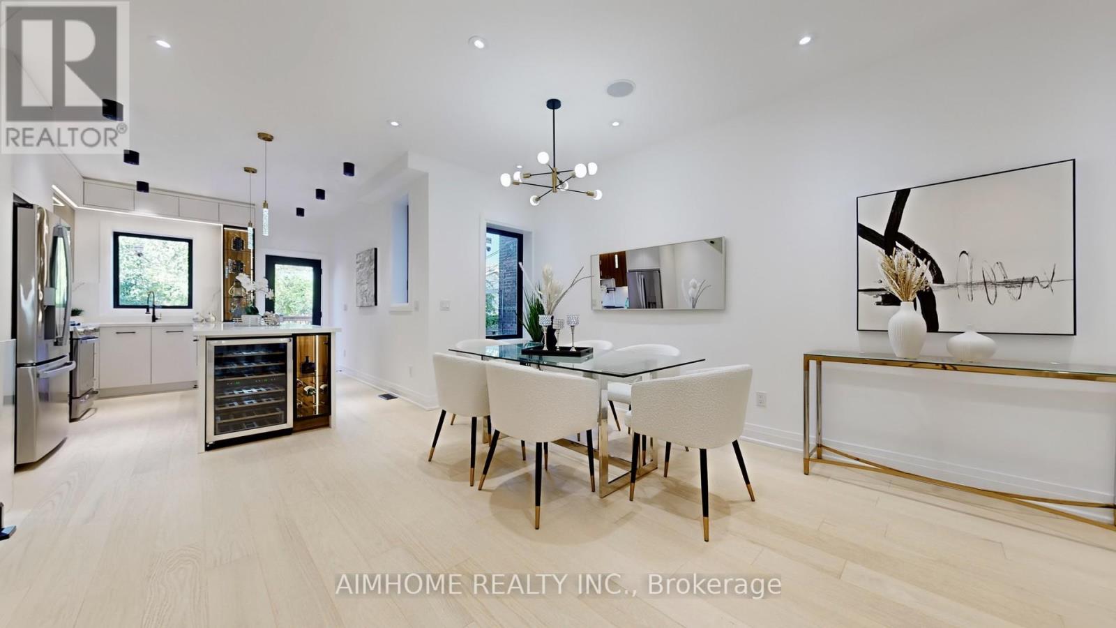 38 Sparkhall Avenue, Toronto, Ontario  M4K 1G5 - Photo 7 - E12485661