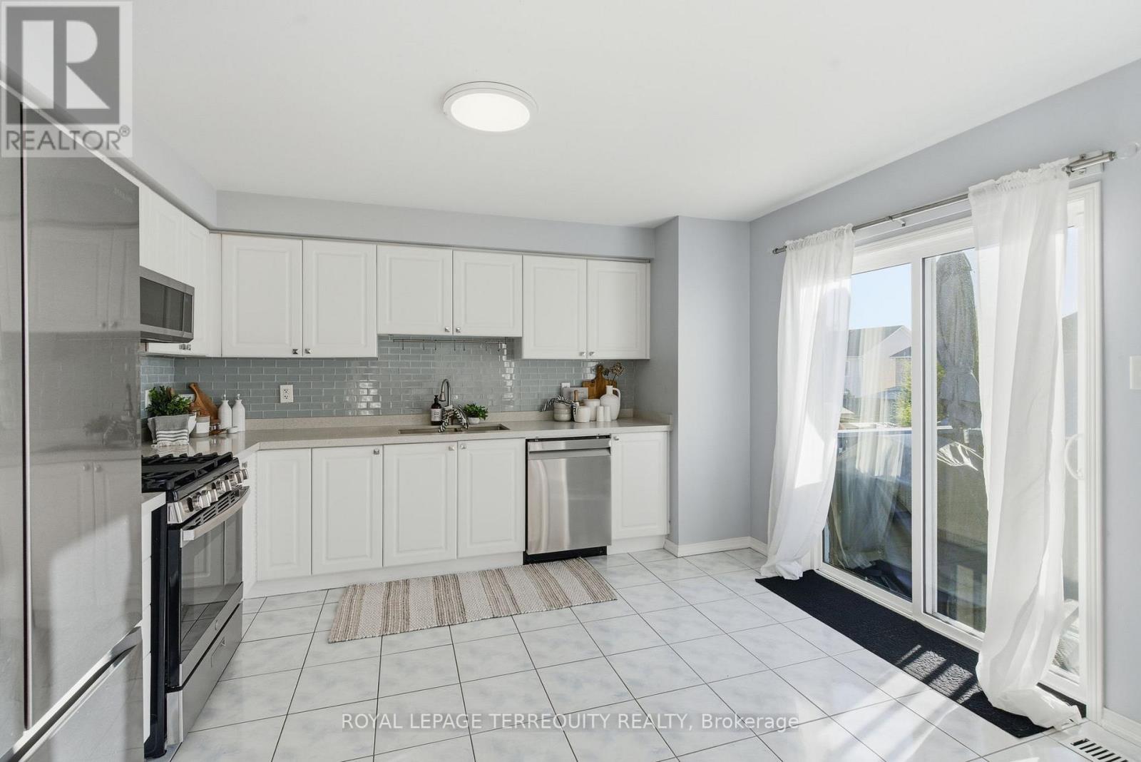 1722 Yardley Street, Oshawa, Ontario  L1K 0B4 - Photo 10 - E12485700