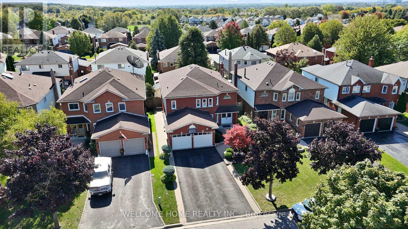 1037 Sandcliff Drive E, Oshawa (Pinecrest), Ontario  L1K 2E5 - Photo 2 - E12485758