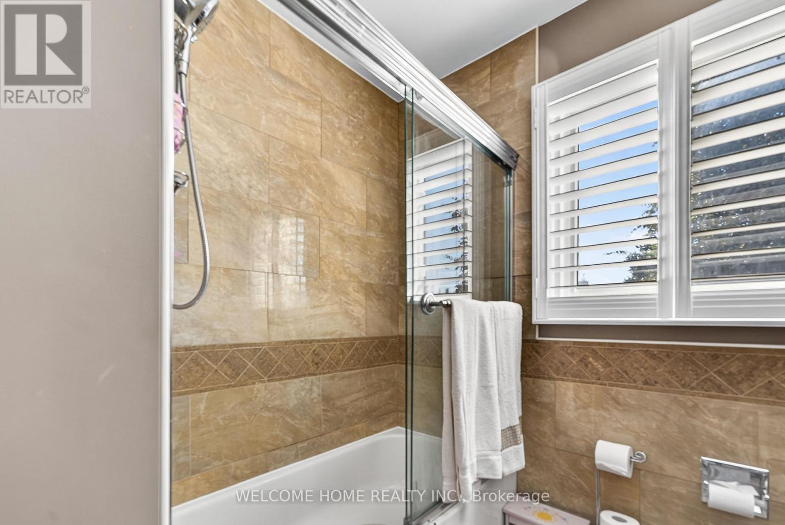 1037 Sandcliff Drive E, Oshawa (Pinecrest), Ontario  L1K 2E5 - Photo 37 - E12485758