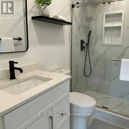 46 Wolverton Avenue, Toronto, Ontario  M4J 3H8 - Photo 8 - E12485779