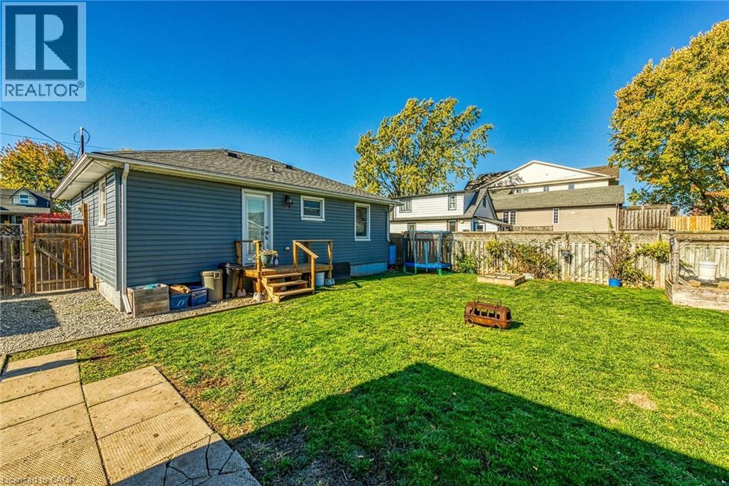 62 Knoll Street, Port Colborne, Ontario  L3K 5A6 - Photo 20 - 40783735