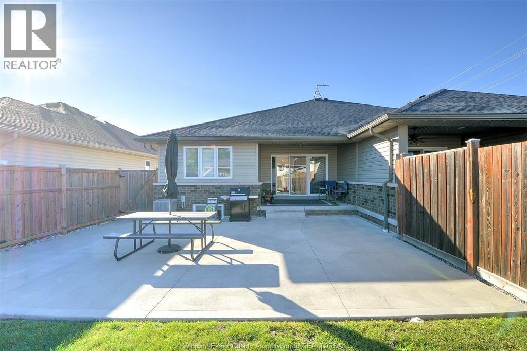 7 Venetian, Amherstburg, Ontario  N9V 2Z9 - Photo 6 - 25027312