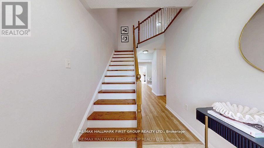 39 Robideau Place, Whitby, Ontario  L1R 3G6 - Photo 14 - E12485845