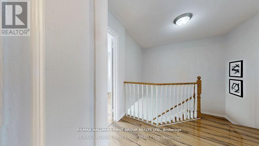 39 Robideau Place, Whitby, Ontario  L1R 3G6 - Photo 17 - E12485845