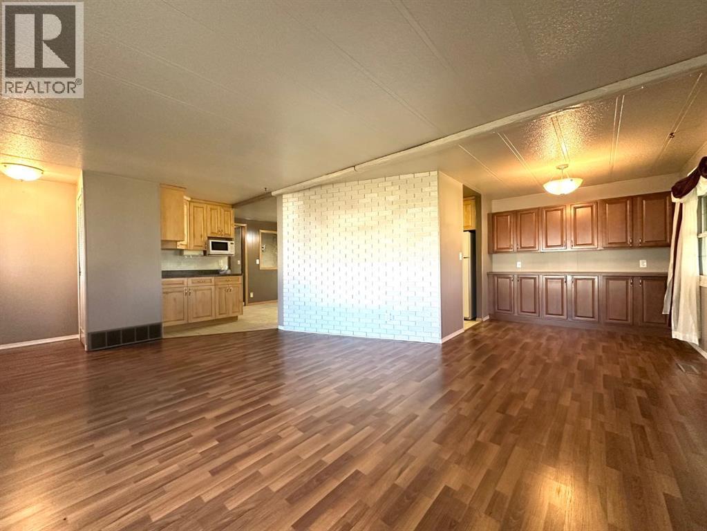 4601 50 Avenue, Daysland, Alberta  T0B 1A0 - Photo 2 - A2266837