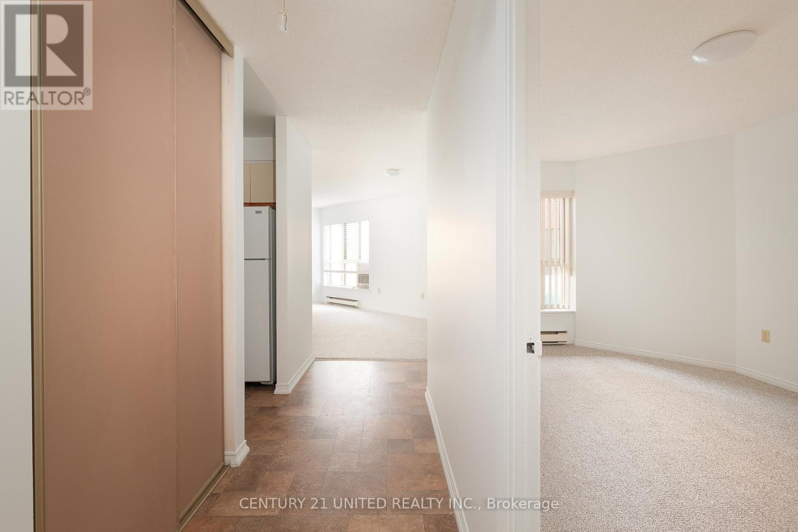 222 - 921 Armour Road, Peterborough (Ashburnham Ward 4), Ontario  K9H 7K5 - Photo 5 - X12485804