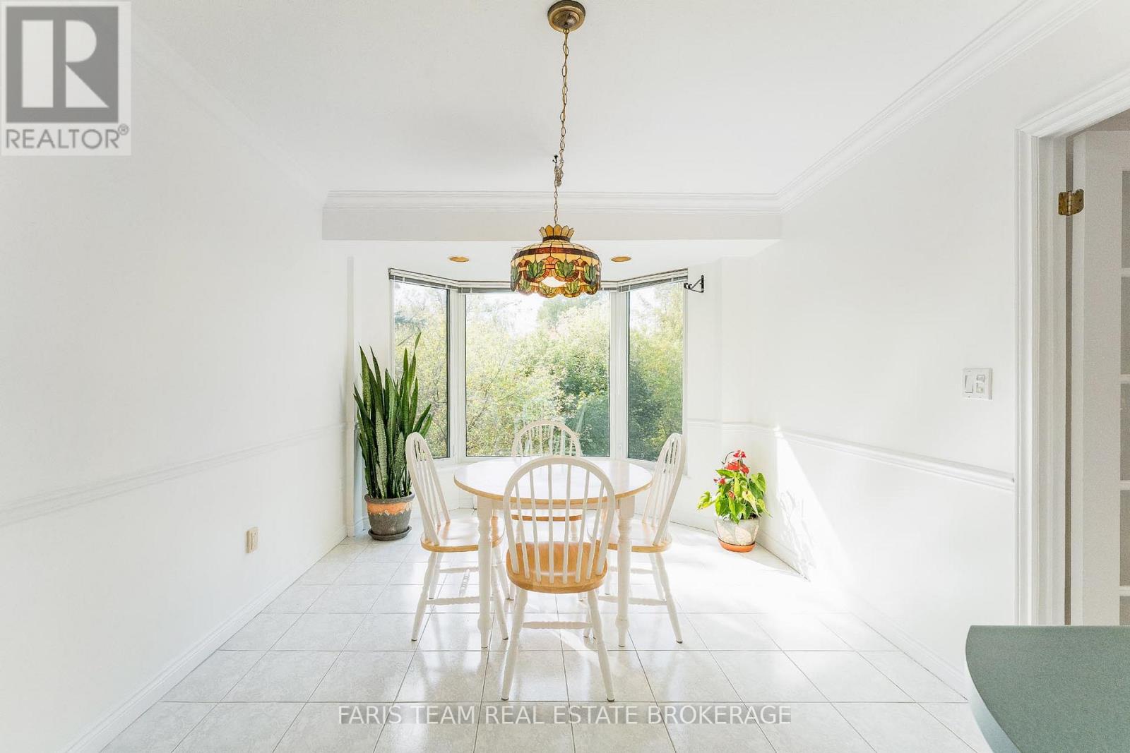 307 - 85 Wellington Street W, Aurora, Ontario  L4G 2P2 - Photo 13 - N12485715