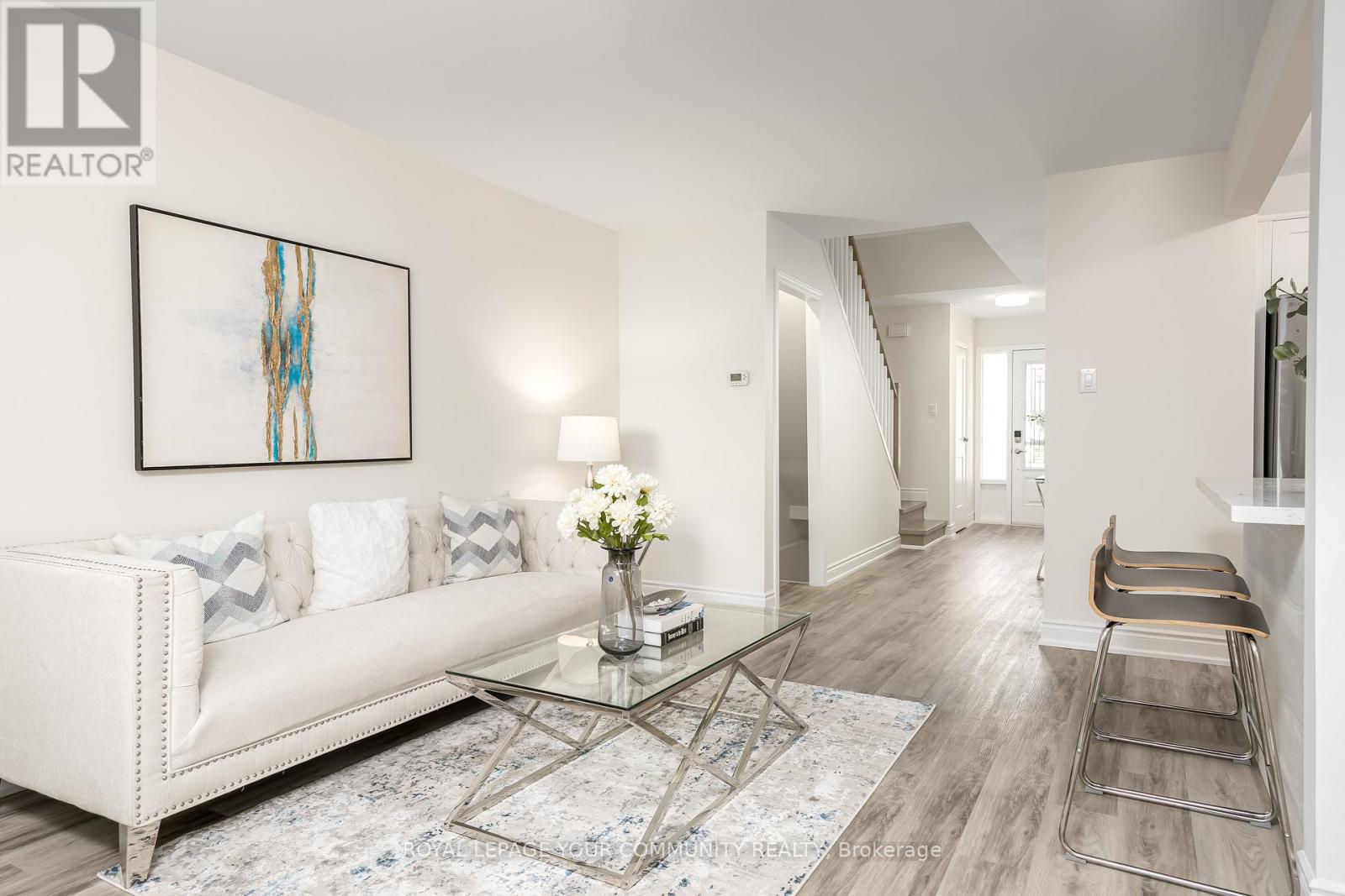 76 Knightsbridge Way, Markham, Ontario  L3P 3W5 - Photo 7 - N12485737