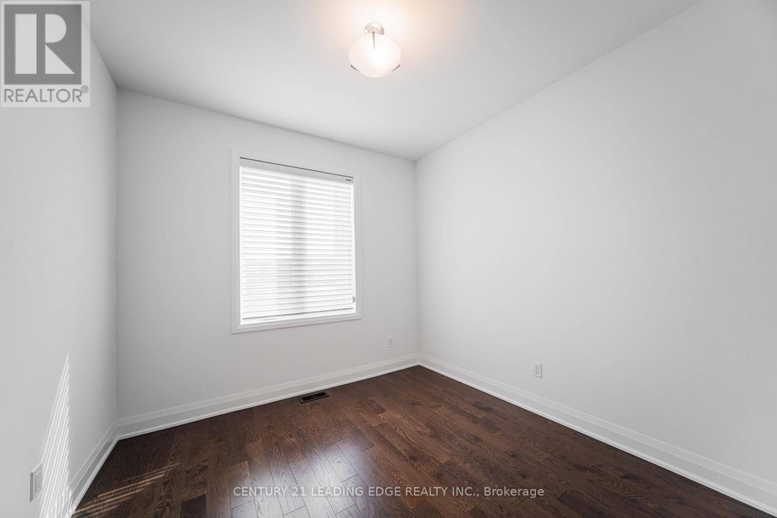 21 Marlene Johnston Drive, East Gwillimbury, Ontario  L9N 0W7 - Photo 24 - N12485748