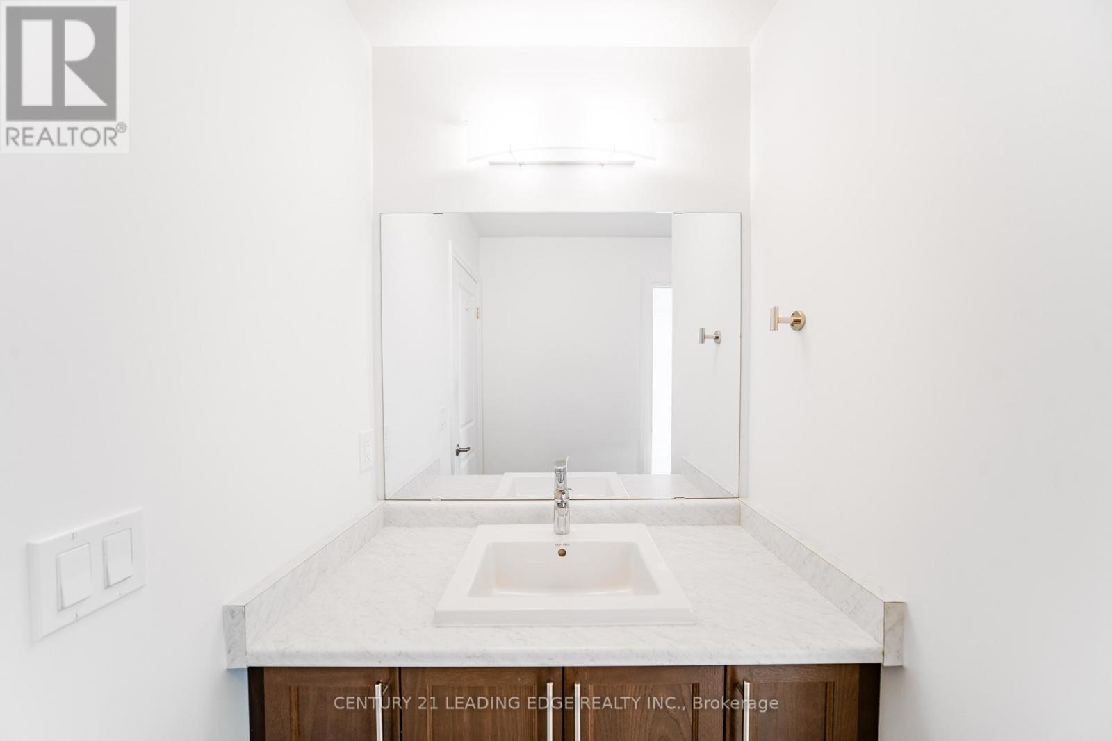 21 Marlene Johnston Drive, East Gwillimbury, Ontario  L9N 0W7 - Photo 31 - N12485748