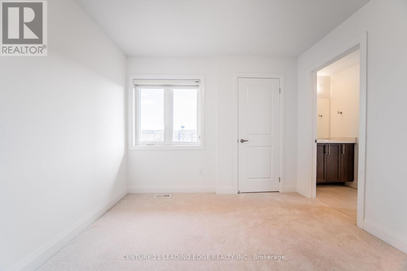 21 Marlene Johnston Drive, East Gwillimbury, Ontario  L9N 0W7 - Photo 32 - N12485748