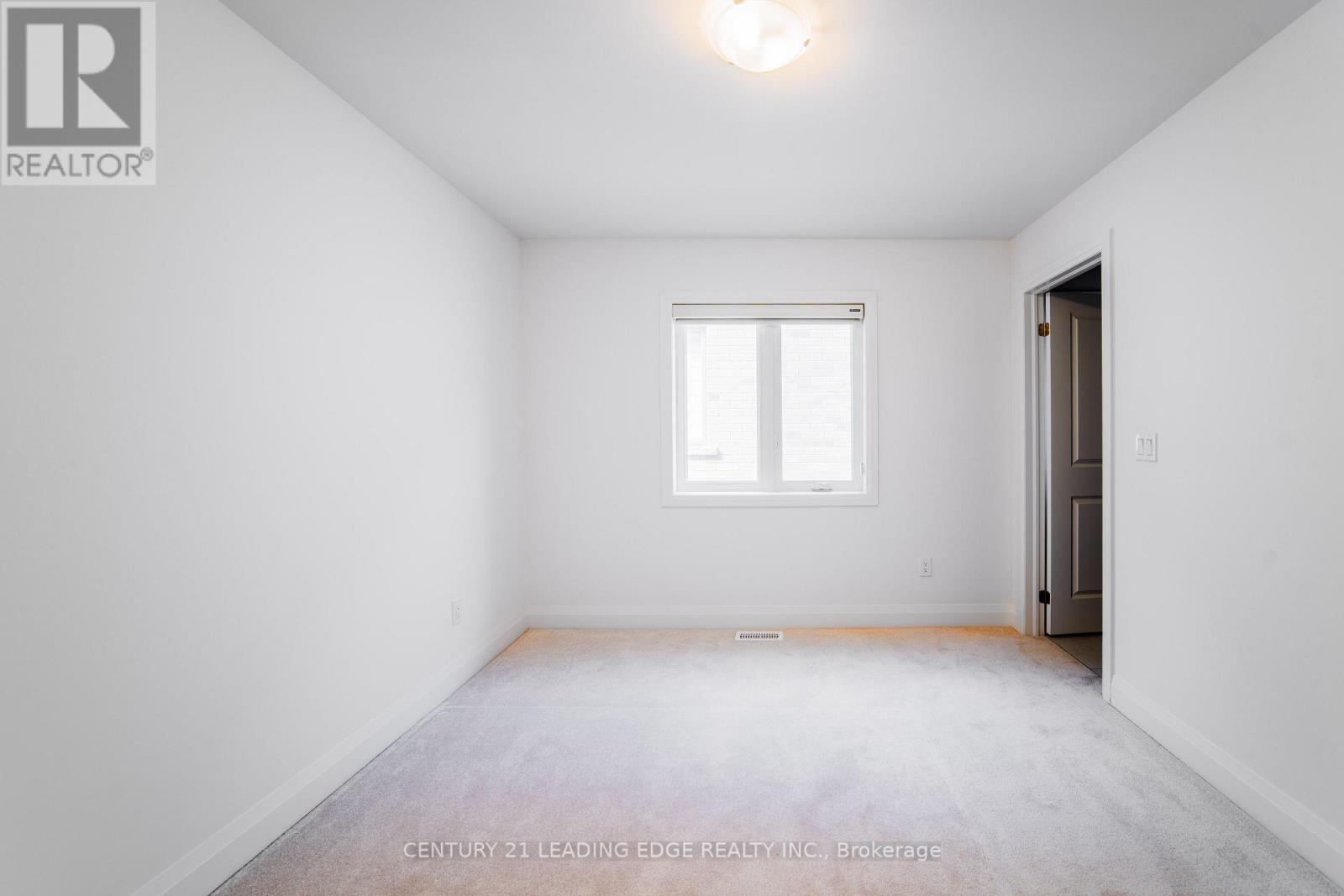 21 Marlene Johnston Drive, East Gwillimbury, Ontario  L9N 0W7 - Photo 33 - N12485748