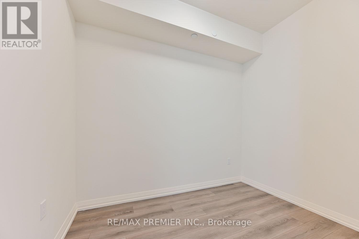 415 - 27 Korda Gate, Vaughan, Ontario  L4K 0P6 - Photo 7 - N12485770