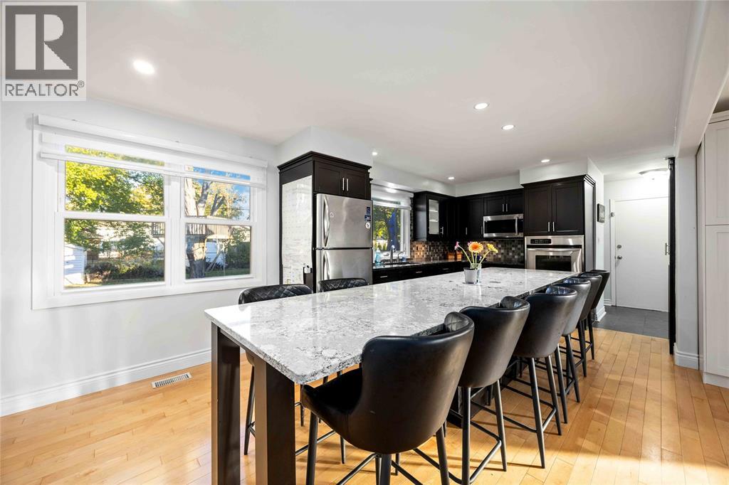 1104 Cathcart Boulevard, Sarnia, Ontario  N7S 2H5 - Photo 10 - 25027356