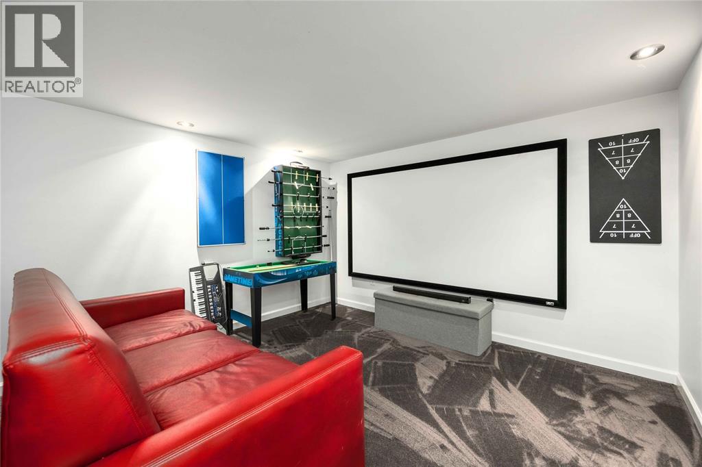 1104 Cathcart Boulevard, Sarnia, Ontario  N7S 2H5 - Photo 28 - 25027356