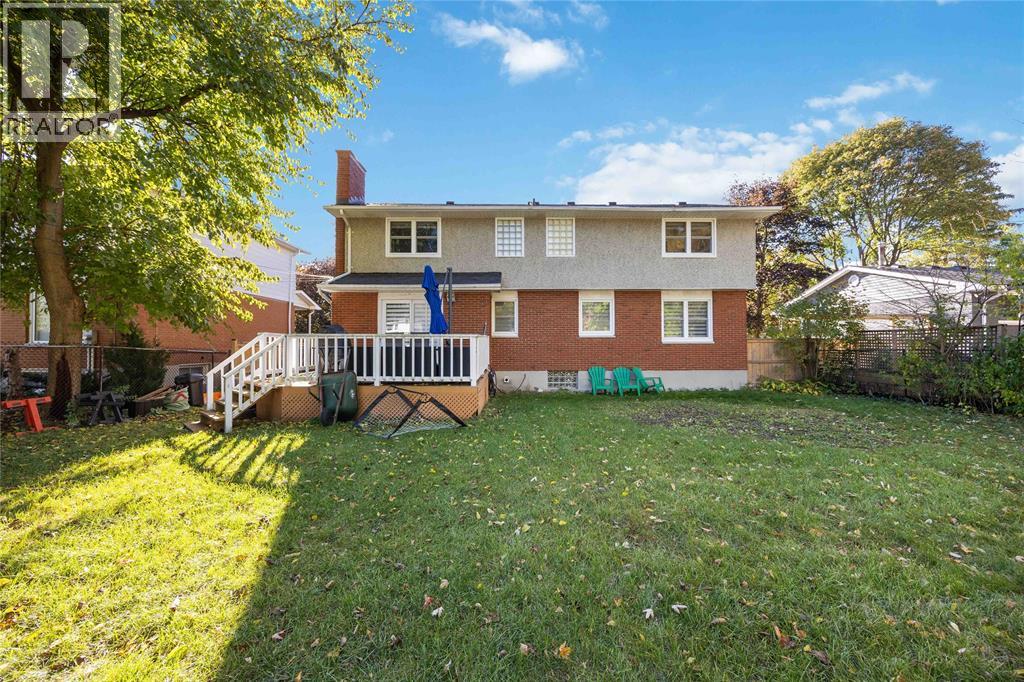 1104 Cathcart Boulevard, Sarnia, Ontario  N7S 2H5 - Photo 38 - 25027356