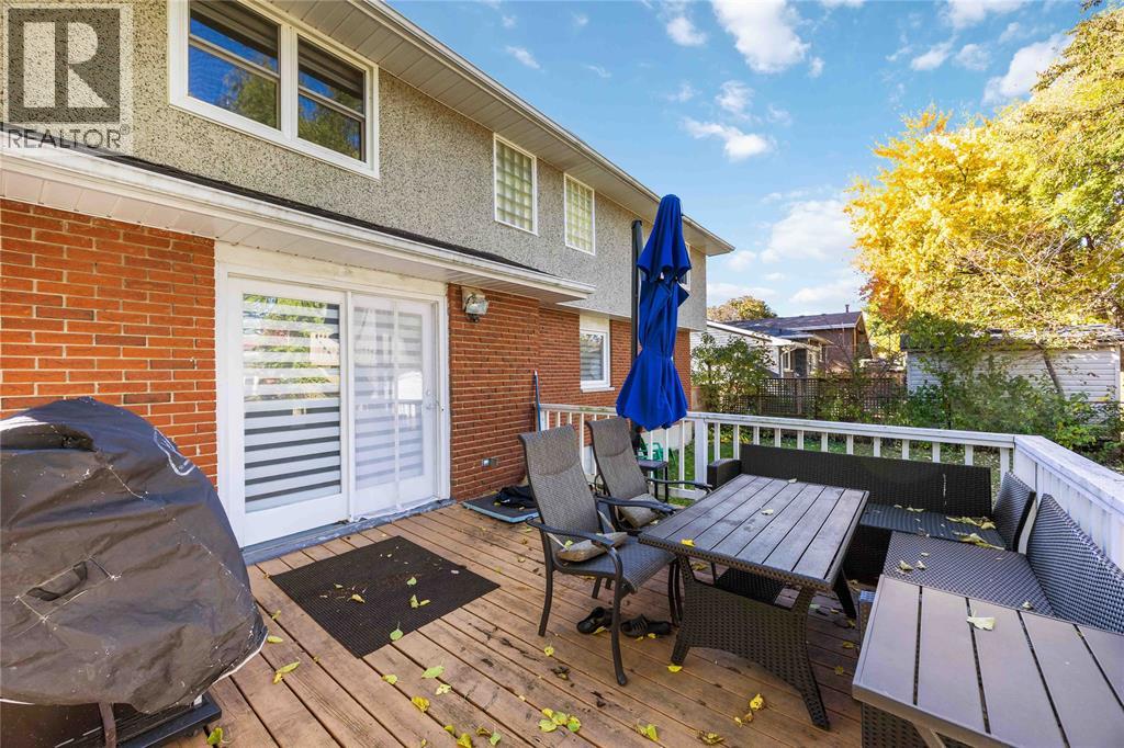 1104 Cathcart Boulevard, Sarnia, Ontario  N7S 2H5 - Photo 41 - 25027356