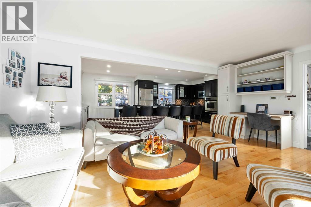 1104 Cathcart Boulevard, Sarnia, Ontario  N7S 2H5 - Photo 6 - 25027356