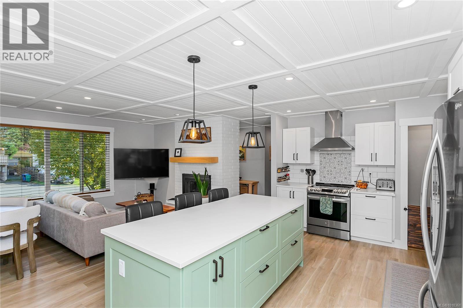 2055 Forest Dr, Nanaimo, British Columbia  V9S 2R8 - Photo 3 - 1018361