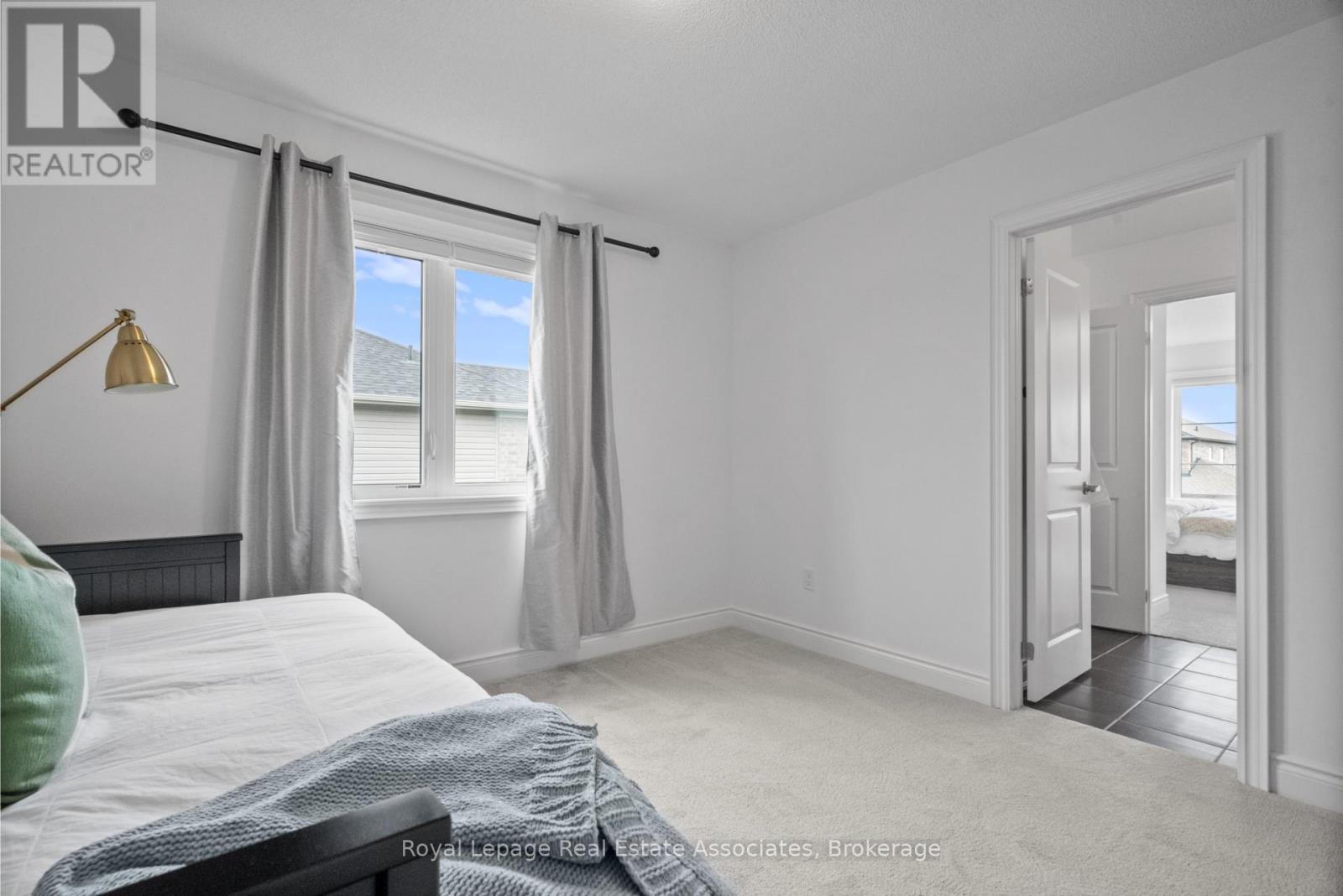 12 Emerald Street, Wasaga Beach, Ontario  L9Z 0K8 - Photo 31 - S12485678