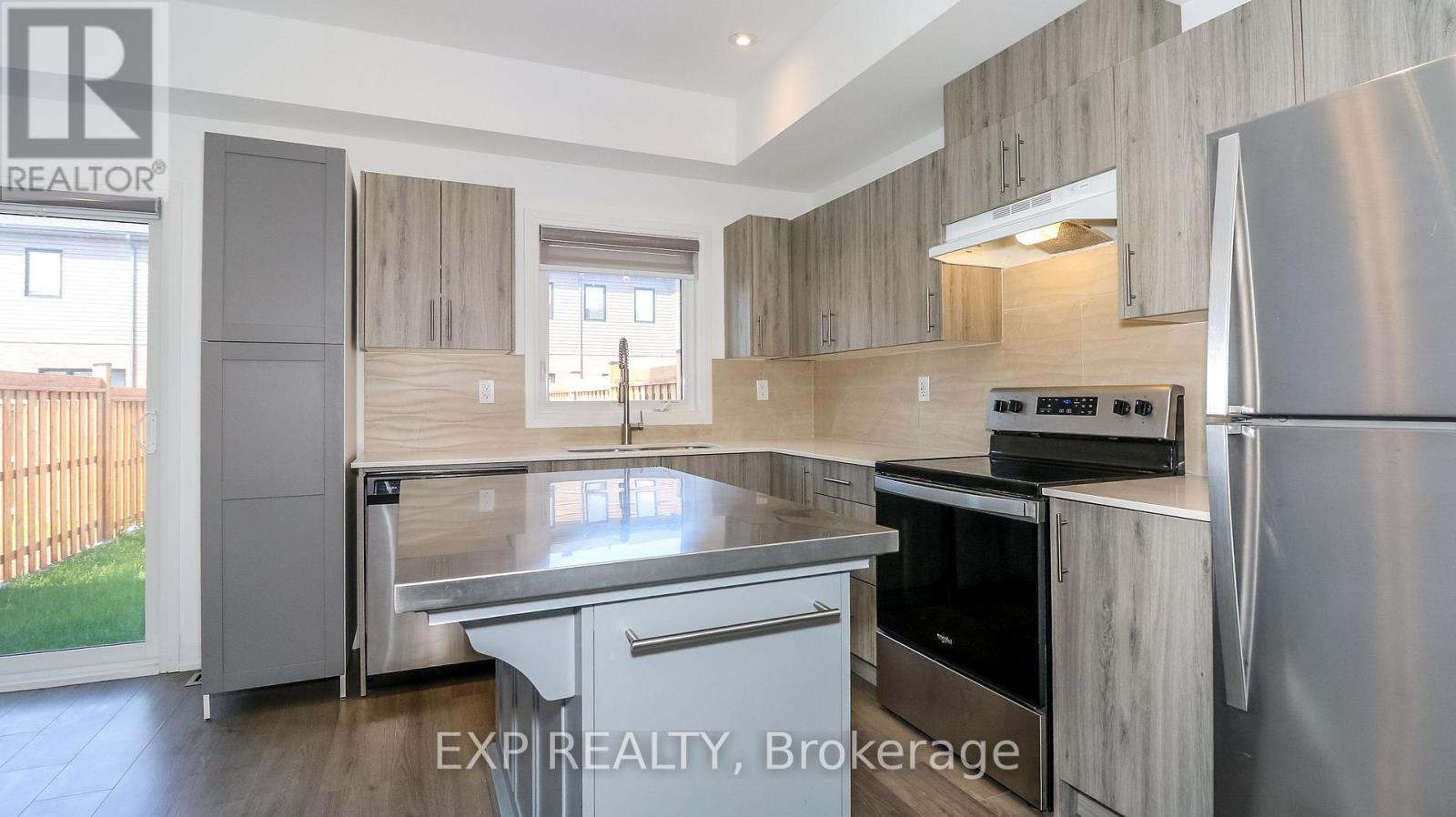 16 Haven Lane, Barrie (Painswick South), Ontario  L9J 0M4 - Photo 5 - S12485720