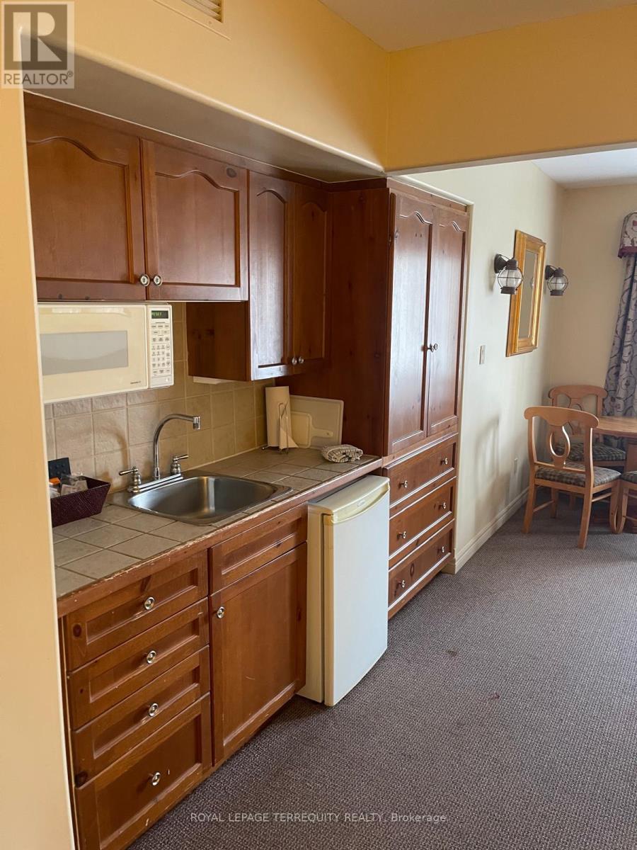 2328 - 90 Highland Drive, Oro-Medonte (Horseshoe Valley), Ontario  L0L 2L0 - Photo 7 - S12485741