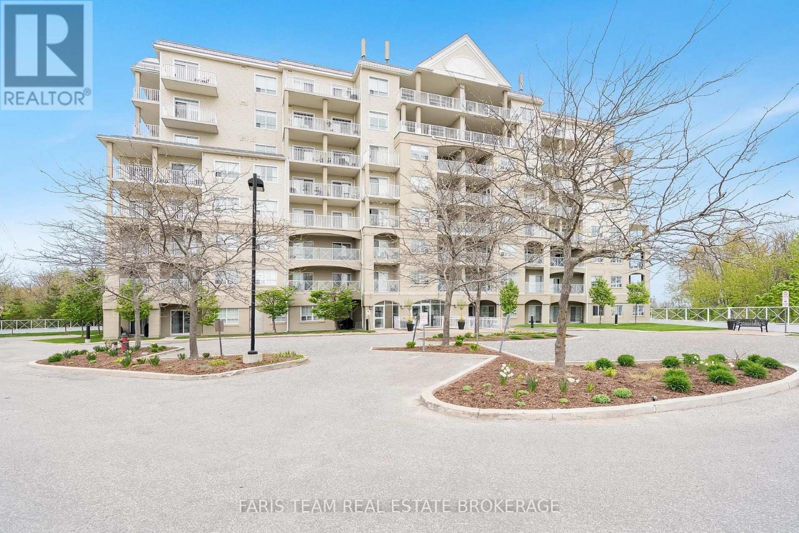 214 - 354 Atherley Road, Orillia, Ontario  L3V 0B8 - Photo 2 - S12485782