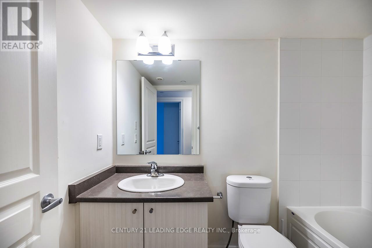 16 - 125 Long Branch Avenue, Toronto, Ontario  M8W 0A9 - Photo 17 - W12451783