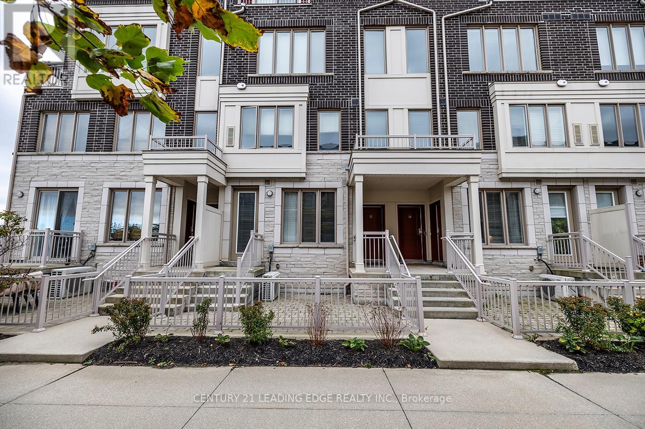 16 - 125 LONG BRANCH AVENUE, Toronto, Ontario