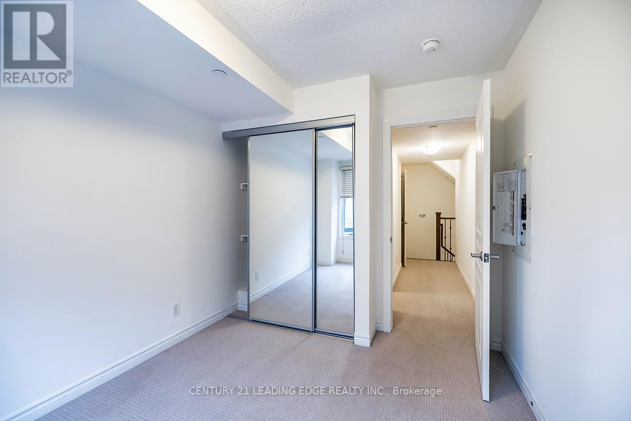 16 - 125 Long Branch Avenue, Toronto, Ontario  M8W 0A9 - Photo 20 - W12451783