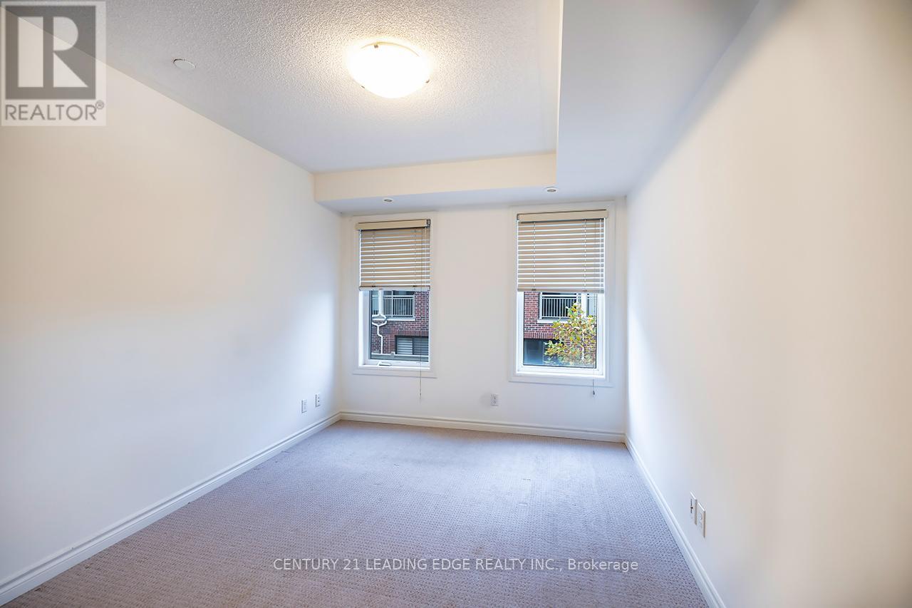 16 - 125 Long Branch Avenue, Toronto, Ontario  M8W 0A9 - Photo 12 - W12451783
