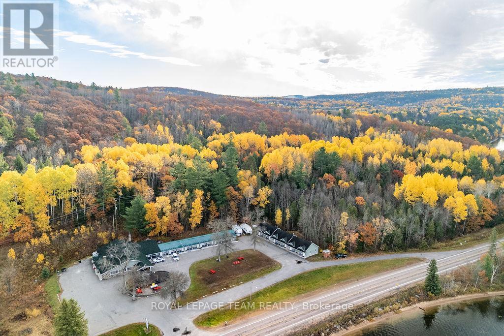 00 Highway 62 Highway, Madawaska Valley, Ontario  K0J 2M0 - Photo 35 - X12485807