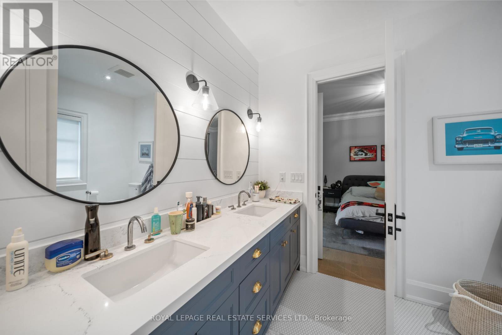 8 Graywood Drive, Toronto, Ontario  M9A 1P6 - Photo 30 - W12485635