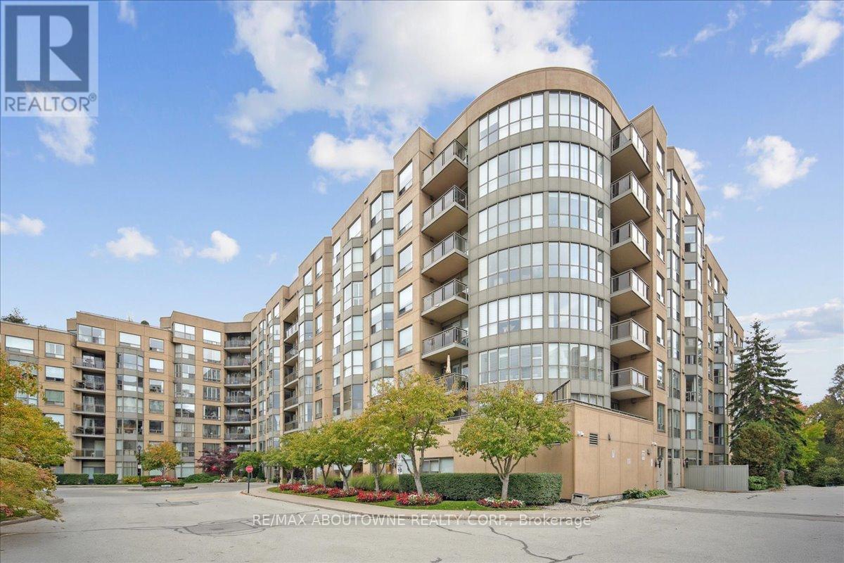 314 - 2511 LAKESHORE ROAD W, Oakville, Ontario