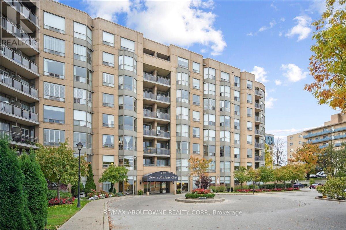 314 - 2511 Lakeshore Road W, Oakville, Ontario  L6L 6L9 - Photo 2 - W12485643