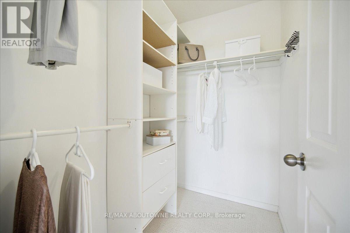 314 - 2511 Lakeshore Road W, Oakville, Ontario  L6L 6L9 - Photo 22 - W12485643