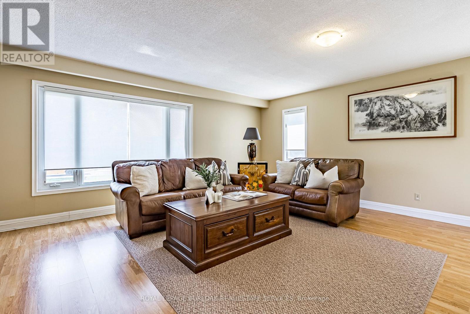 214 Vance Drive, Oakville, Ontario  L6L 3L1 - Photo 24 - W12485656