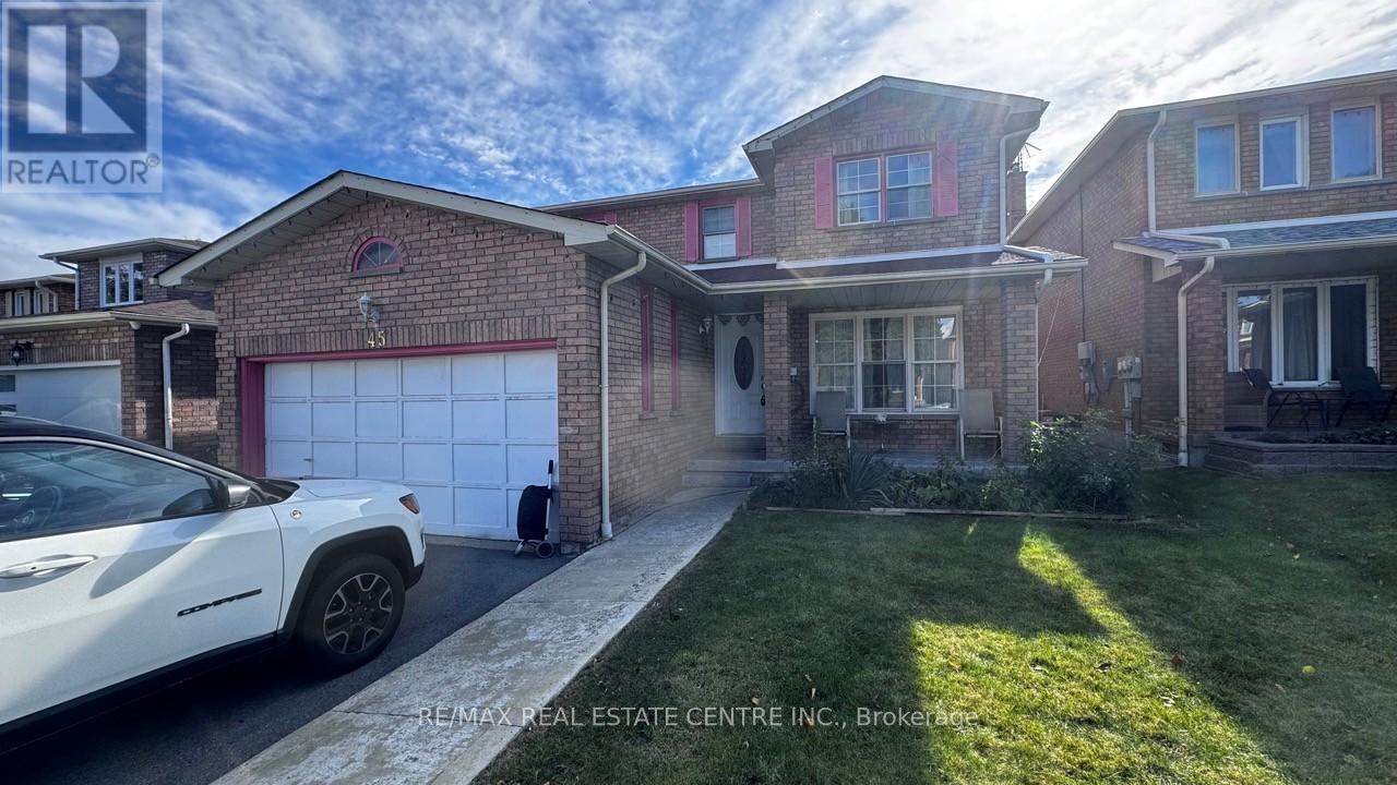 45 Wexford Road, Brampton, Ontario  L6Z 2W4 - Photo 1 - W12485664