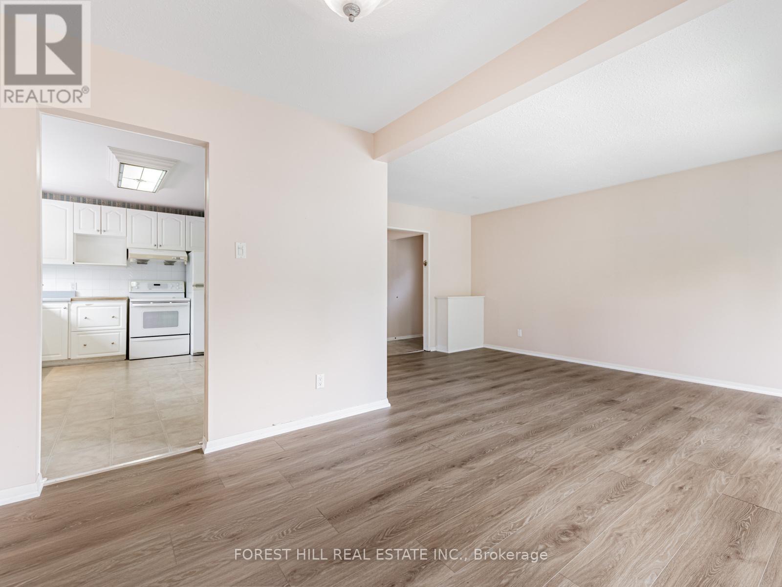 19 Drayton Crescent, Brampton, Ontario  L6T 3G6 - Photo 11 - W12485692