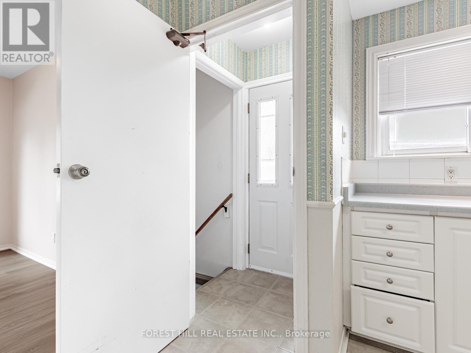 19 Drayton Crescent, Brampton, Ontario  L6T 3G6 - Photo 14 - W12485692