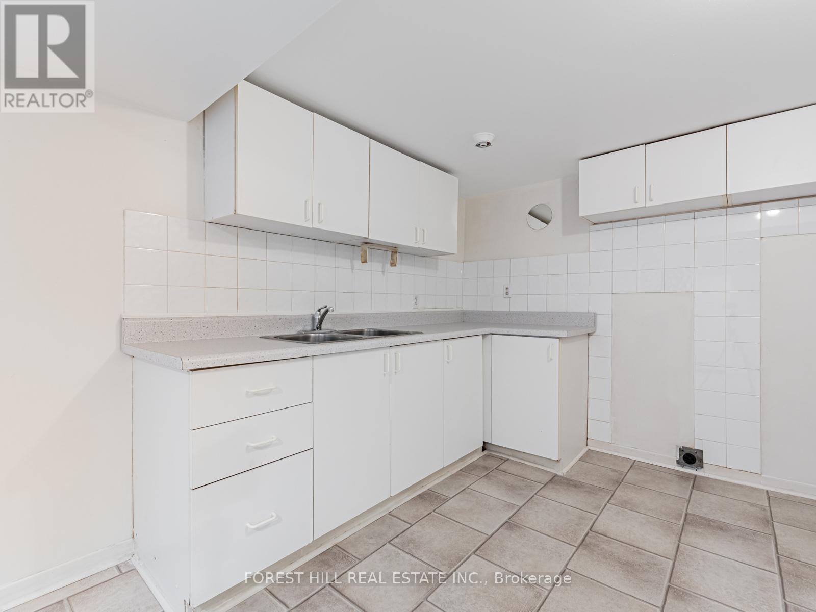 19 Drayton Crescent, Brampton, Ontario  L6T 3G6 - Photo 23 - W12485692