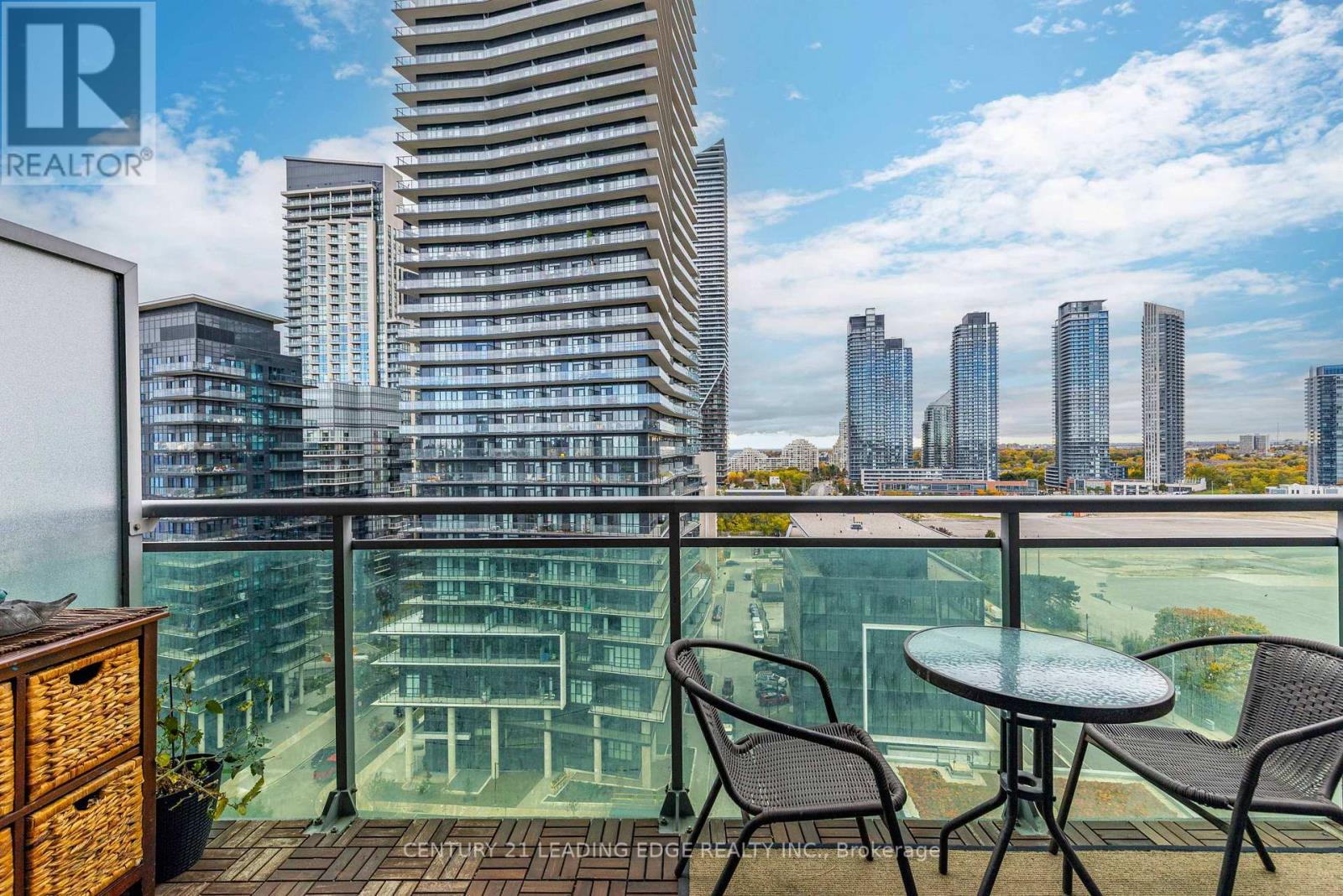 1201 - 16 Brookers Lane, Toronto, Ontario  M8V 0A5 - Photo 18 - W12485709