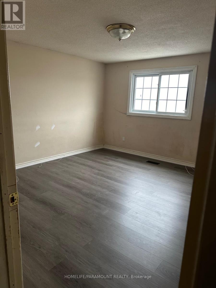 Front Unit - 151 Morton Way, Brampton, Ontario  L6Y 2P7 - Photo 11 - W12485732