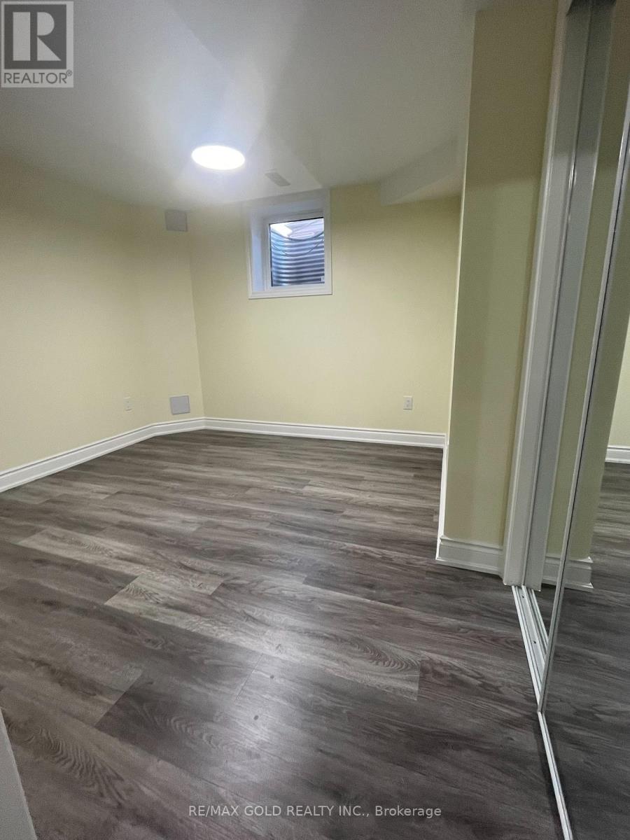 28 Clearjoy Street, Brampton, Ontario  L6V 4N7 - Photo 6 - W12485749