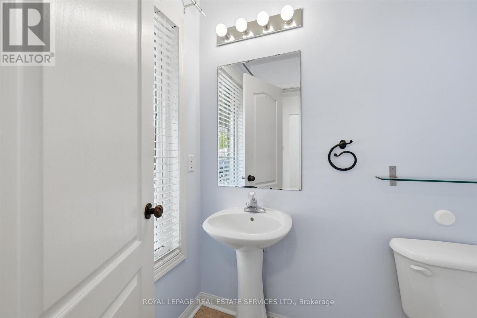 1324 Ashwood Terrace, Oakville, Ontario  L6M 4A7 - Photo 21 - W12485756