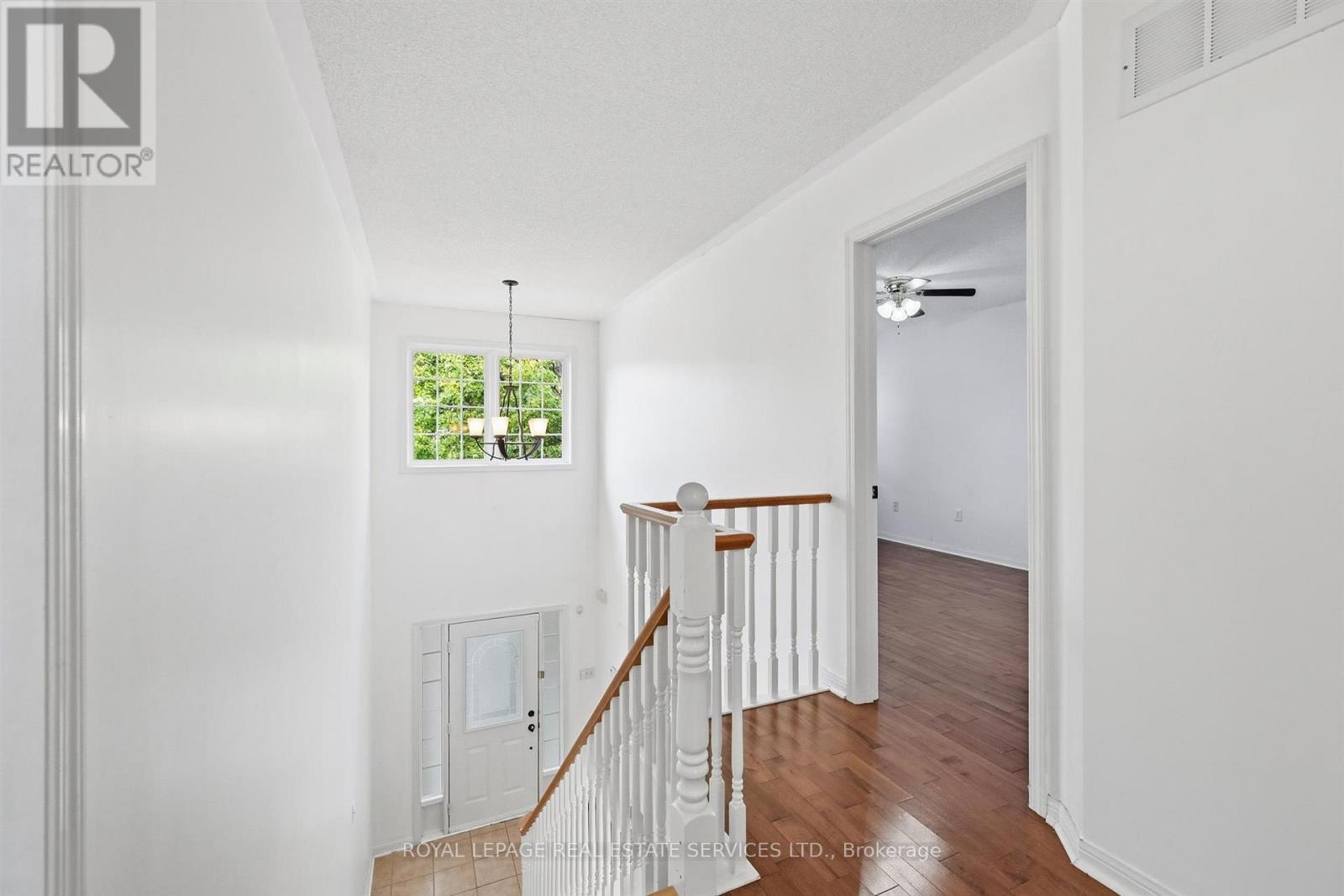 1324 Ashwood Terrace, Oakville, Ontario  L6M 4A7 - Photo 23 - W12485756