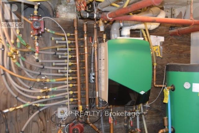 2480 Dundas Street W, Toronto (High Park North), Ontario  M6P 1W9 - Photo 37 - W12485761